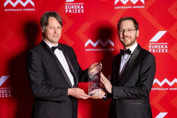  Dr Stuart Walsh (L) and Dr Marcus Haynes with the Eureka Prize for Innovative Research in Sustainability