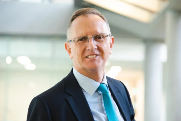 Dr James Johnson 